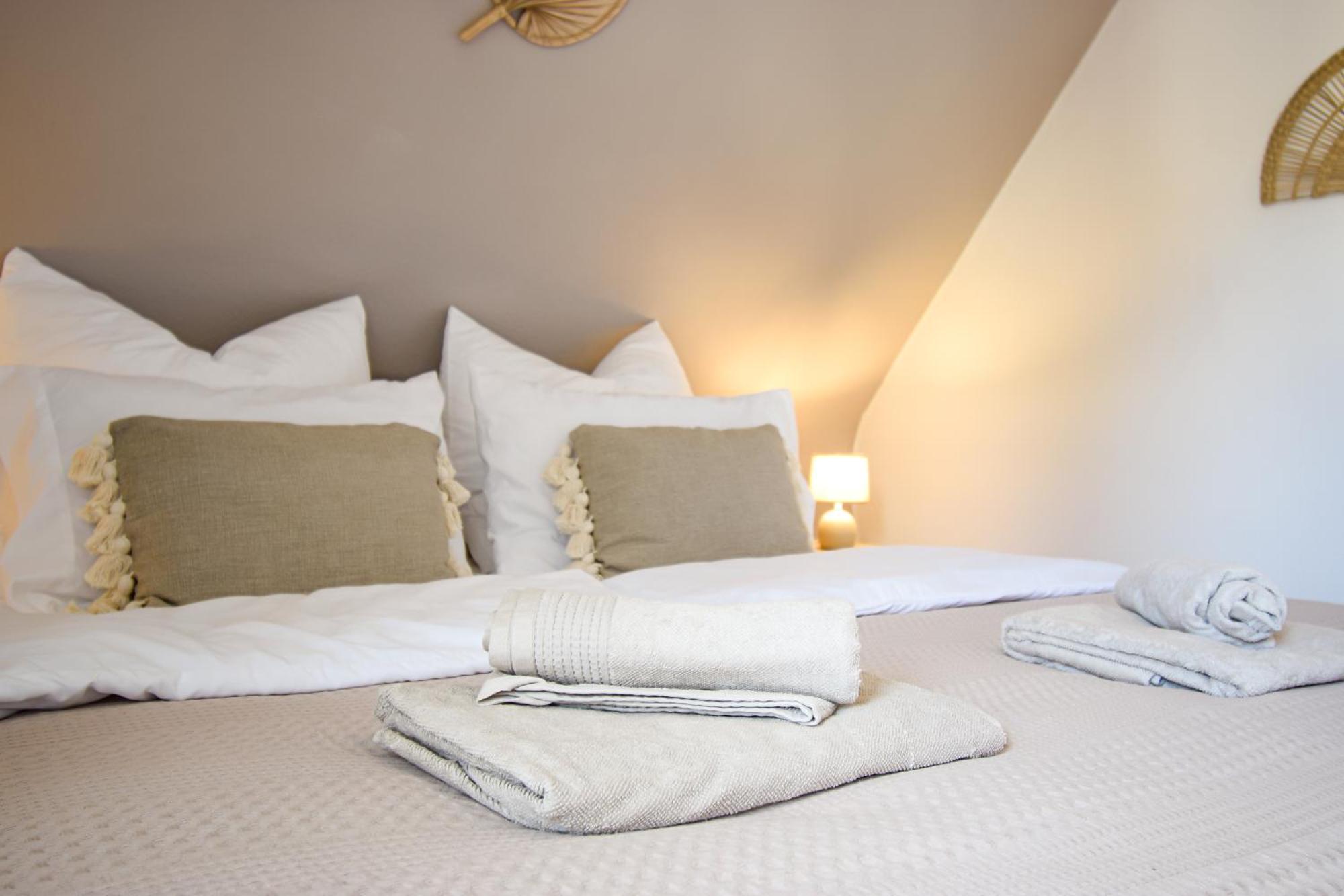 Boho-Apartment - Feel Like Home, Tiny Bathroom & Garage, 60M2 Mühlacker Dış mekan fotoğraf